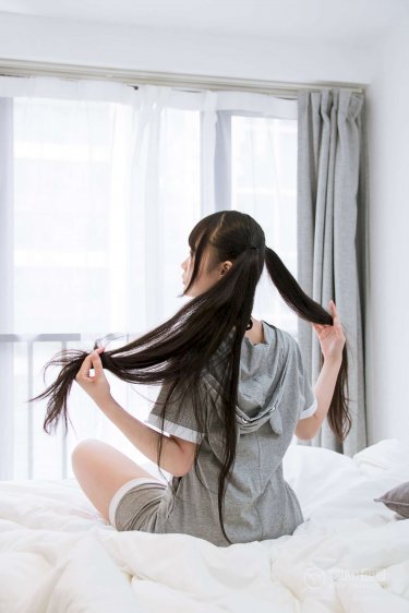 下女